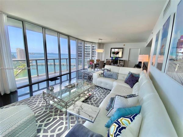 Icon Brickell Tower 1, 465 Brickell Ave #1801, Miami, Florida 33131, image 1