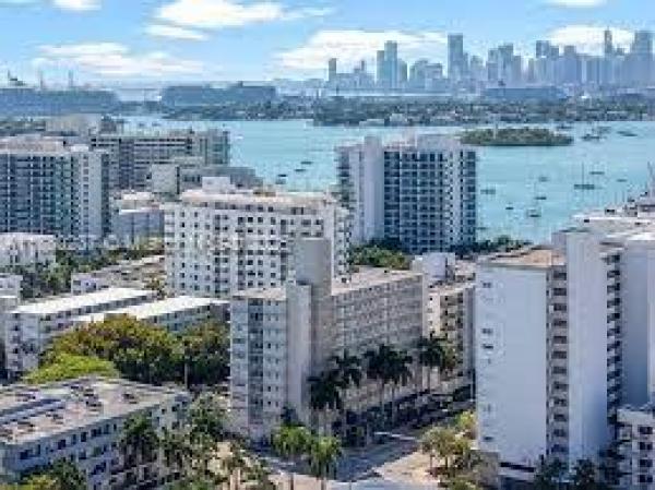 Lincoln Towers, 1300 Lincoln Rd #C403, Miami Beach, Florida 33139, image 1