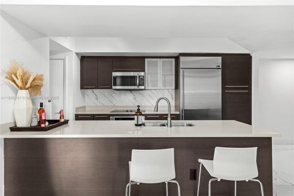 500 Brickell West, 55 SE 6th St #1203, Miami, Florida 33131, image 1