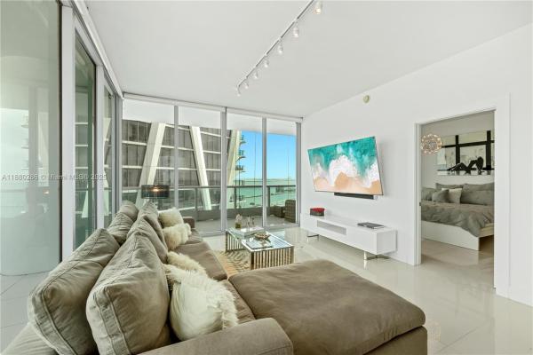 900 Biscayne Bay, 900 Biscayne Blvd #3112, Miami, Florida 33132, image 1