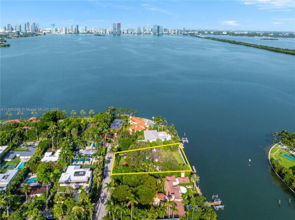 Sunset Islands, 1821 W 27th St, Miami Beach, Florida 33140, image 2