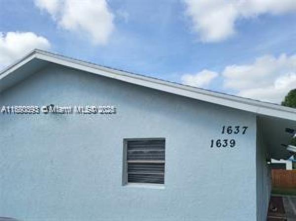 Plantation Village, 1637 W Breezy Ln, West Palm Beach, Florida 33417, image 1