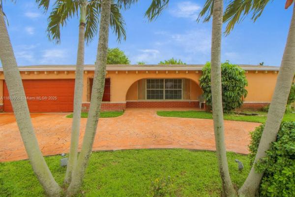 Westview, 8930 NW 11th St, Pembroke Pines, Florida 33024, image 1