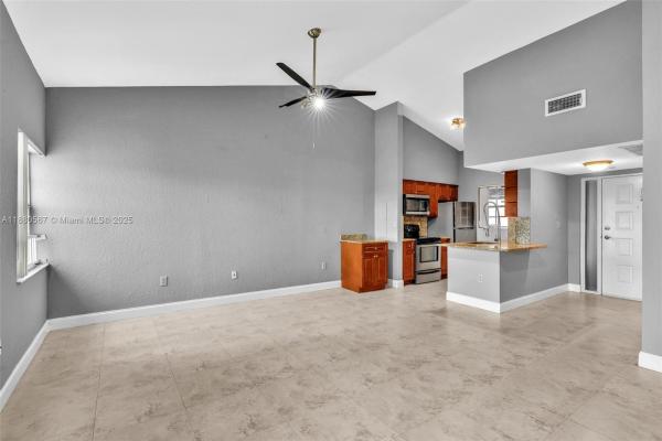 LakeView Club, 2841 N Oakland Forest Dr 304 ##304, Oakland Park, Florida 33309, image 1