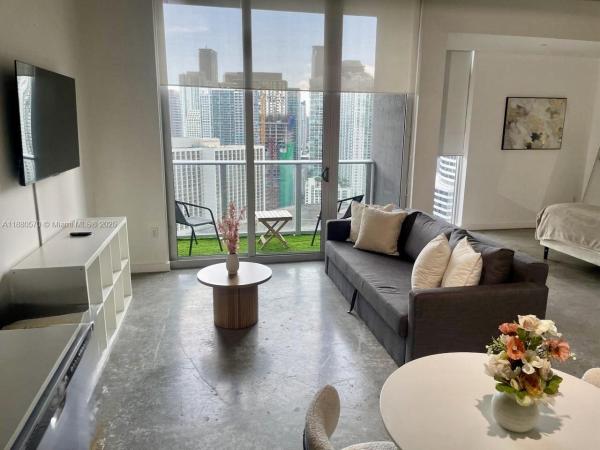 Centro, 151 SE 1st St #2807, Miami, Florida 33131, image 1