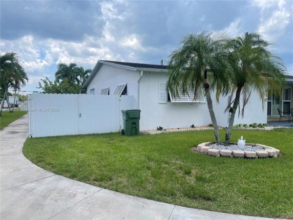 610 NW 16th St, Homestead, Florida 33030, image 1