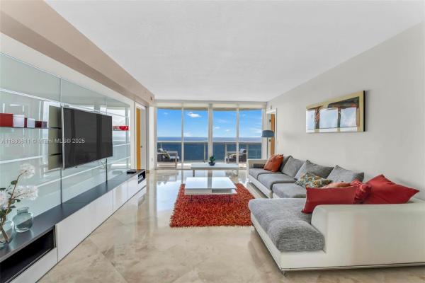 The Pinnacle, 17555 Collins Ave #UP-7, Sunny Isles Beach, Florida 33160, image 2