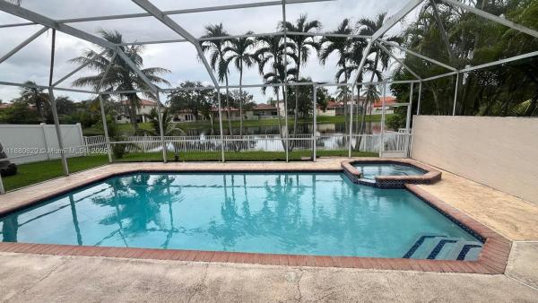 Kensington Park, 1376 NW 192nd Ave, Pembroke Pines, Florida 33029, image 1