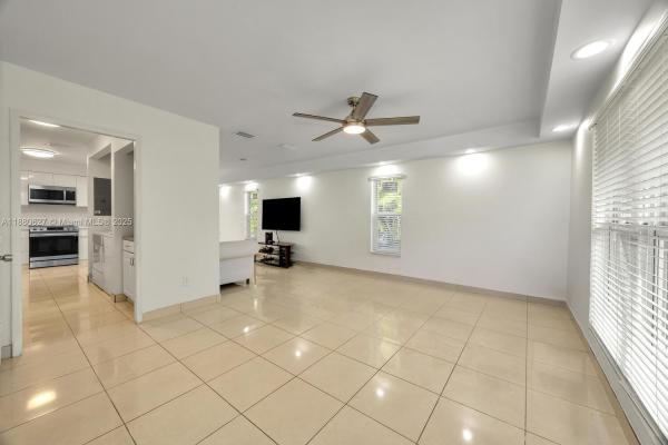 19366 SW 103rd Ct #D, Cutler Bay, Florida 33157, image 3