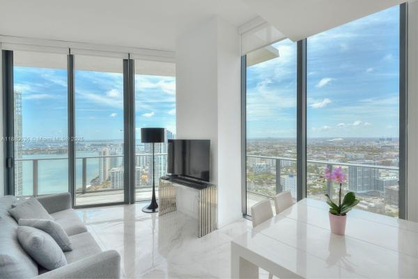 Paraiso Bayviews, 501 NE 31st St #4008, Miami, Florida 33137, image 1