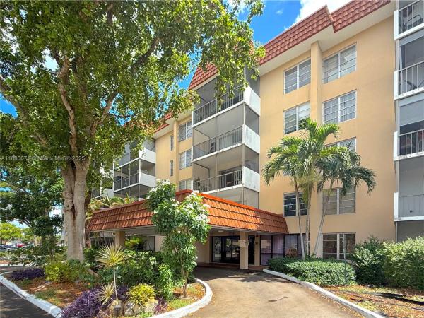 The Manors Of Inverrary, 4160 Inverrary Dr 212 ##212, Lauderhill, Florida 33319, image 1