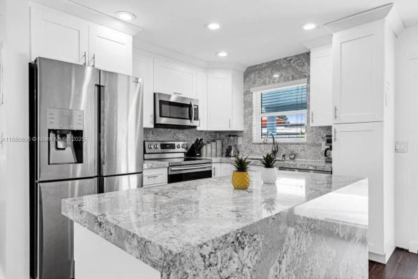 Fairfax Brolliar, 2041 SW 37th Ter, Fort Lauderdale, Florida 33312, image 2