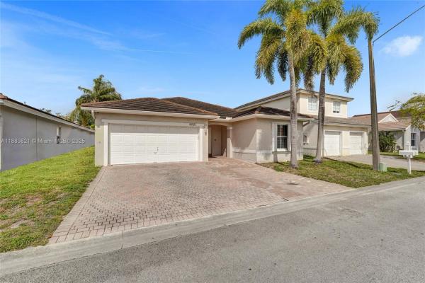4955 SW 33rd Ave, Fort Lauderdale, Florida 33312, image 1