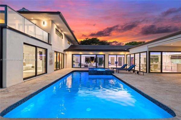 Hollywood Golf Estates, 1025 Diplomat Pkwy, Hollywood, Florida 33019, image 1