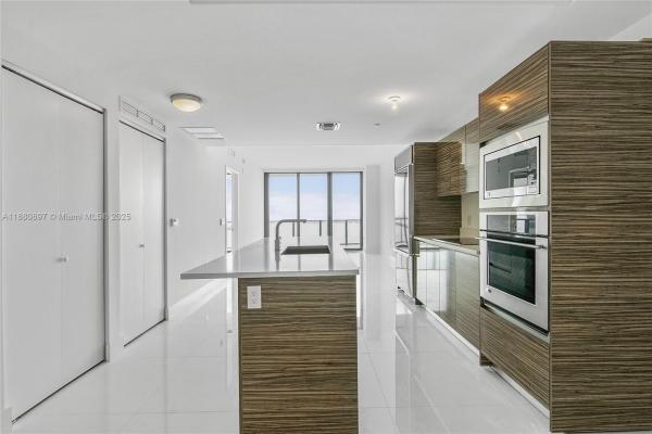 Icon Bay, 460 NE 28th St #3507, Miami, Florida 33137, image 1