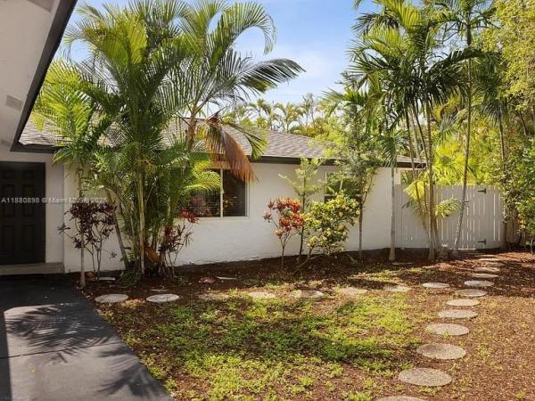 Tamarac Forest, 4260 NW 19th Ave, Oakland Park, Florida 33309, image 1