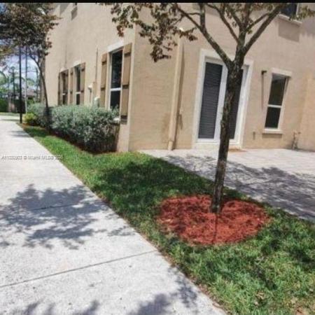 17070 SW 95th Ter, Miami, Florida 33196, image 1