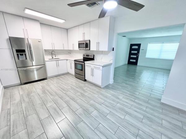 7290 SW 34th Street Rd, Miami, Florida 33155, image 1