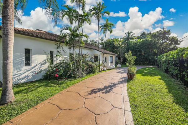 11461 SW 93rd St, Miami, Florida 33176, image 1
