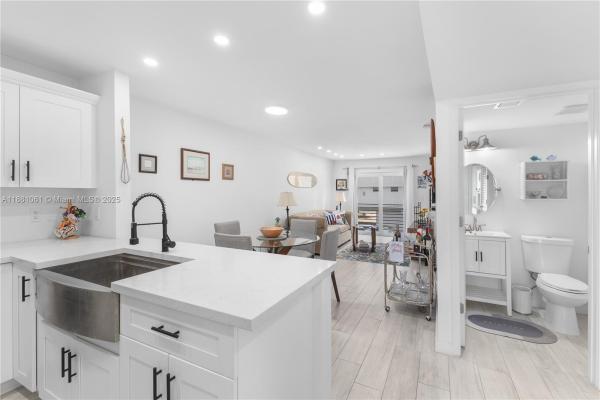 Lenox Plaza, 1033 Lenox Ave #205, Miami Beach, Florida 33139, image 1