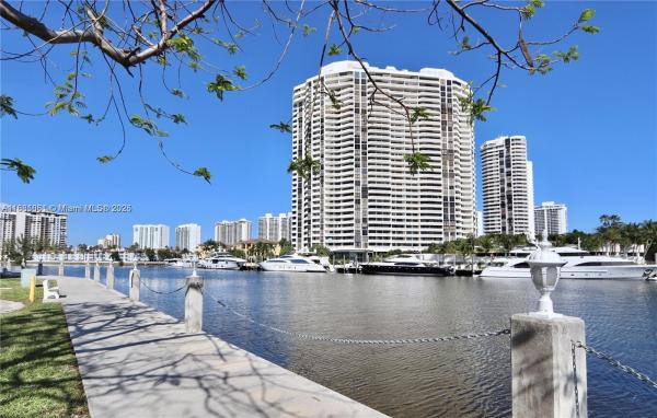 Point East, 3030 Marcos Dr #T512, Aventura, Florida 33160, image 1