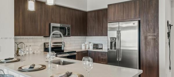 591 Evernia Sreet #B4, West Palm Beach, Florida 33401, image 1