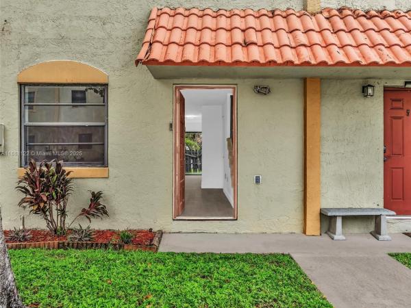 Park Pointe, 3911 SW 52nd Ave 4-1 ##4-1, Pembroke Park, Florida 33023, image 1