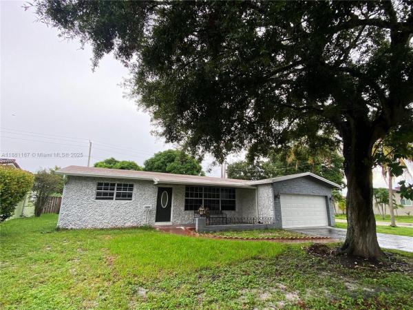 Hollywood Hills, 4801 Washington St, Hollywood, Florida 33021, image 1