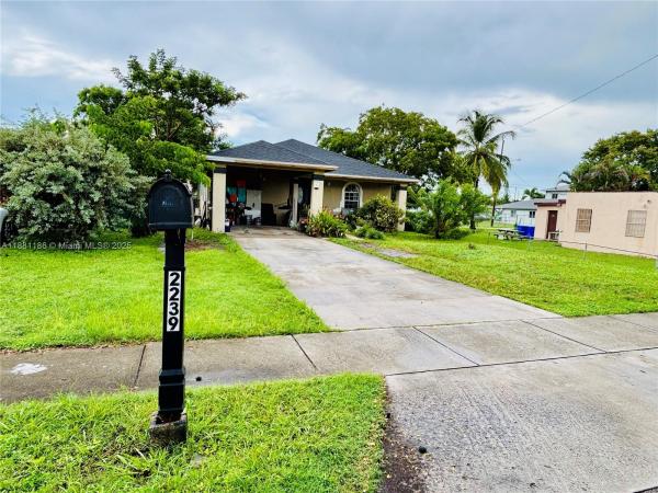 Liberia, 2239 Atlanta St, Hollywood, Florida 33020, image 1