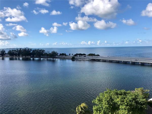 Brickell Townhouse, 2451 Brickell Ave #9C, Miami, Florida 33129, image 1