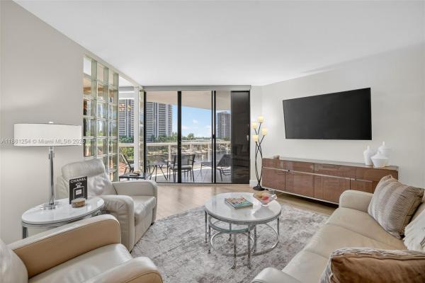 Portsview At Waterways, 3610 Yacht Club Dr #508, Aventura, Florida 33180, image 3