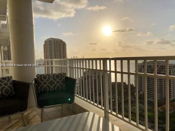 Courts Brickell Key, 801 Brickell Key Blvd #2707, Miami, Florida 33131, image 1