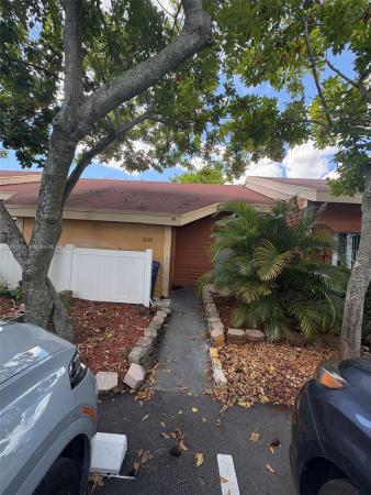 Orchard Lake Townhouses, 2309 NW 55th Ave, Lauderhill, Florida 33313, image 1