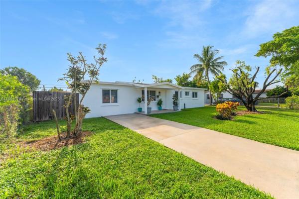 Richmond Heights Estates, 13711 Madison St, Richmond Heights, Florida 33176, image 2