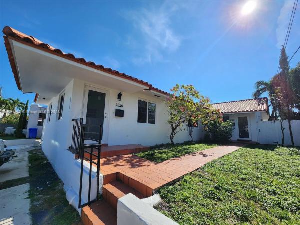 Rogers, 1826 NW 4th St, Miami, Florida 33125, image 1