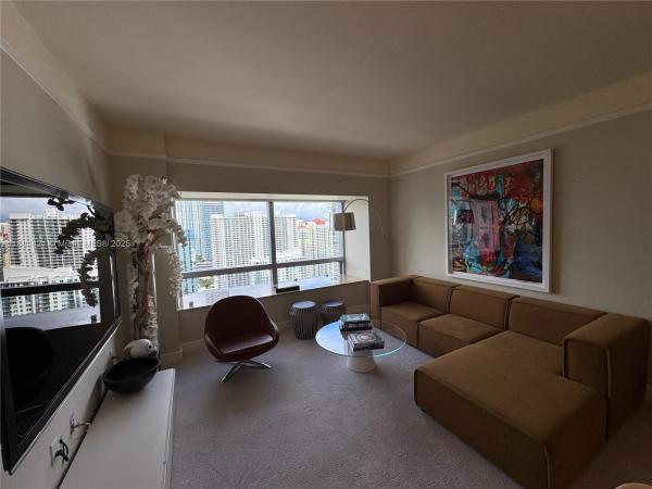 Four Seasons Hotel, 1435 Brickell Ave #3309, Miami, Florida 33131, image 3