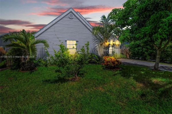Delray Garden Estates, 5119 Oak Hill Rd, Delray Beach, Florida 33484, image 1