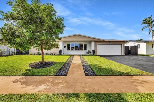 Plantation Park, 5250 SW 4th Ct, Plantation, Florida 33317, image 1