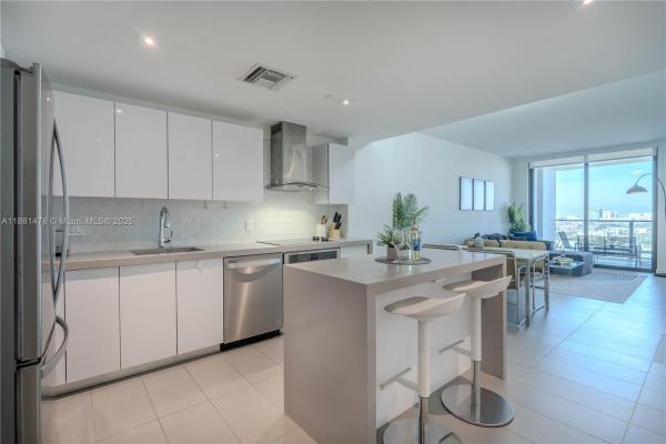 Canvas, 1600 NE 1st Ave #1412, Miami, Florida 33132, image 1