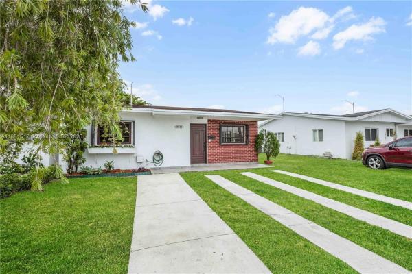 10102 SW 23rd Ter, Miami, Florida 33165, image 1