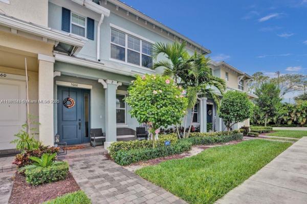 Parkview At Hillcrest, 5060 Eucalyptus Dr 2 ##2, Hollywood, Florida 33021, image 1