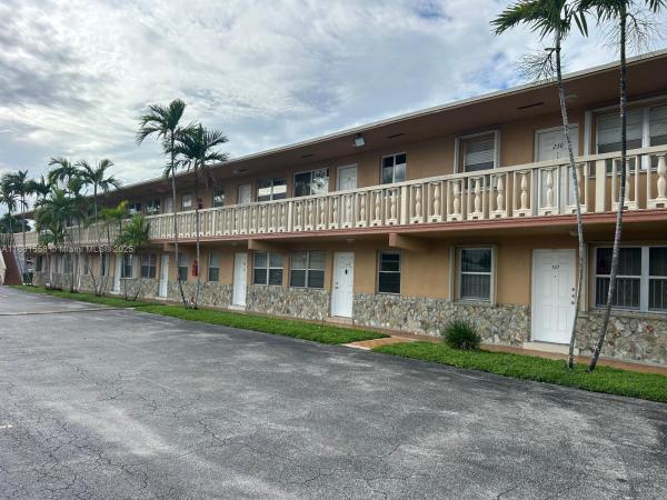 Five Arches, 1154 W 35 St #231, Hialeah, Florida 33012, image 1