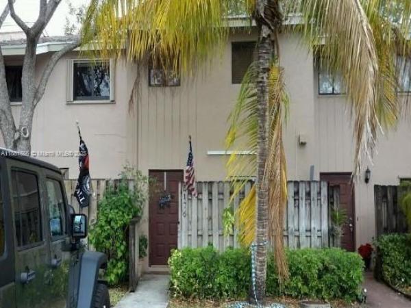 Saddle Up, 5176 S University Dr, Davie, Florida 33328, image 1