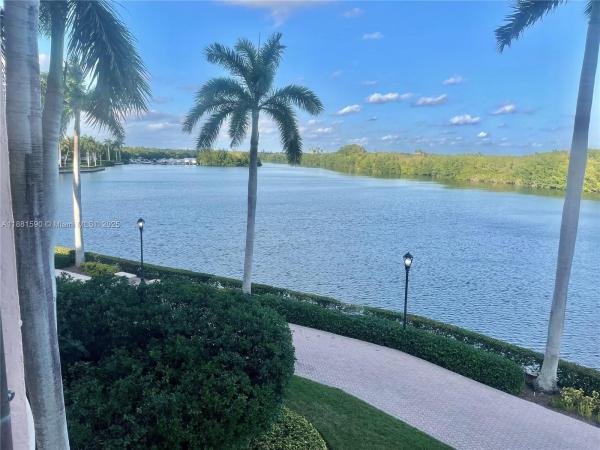 Venice At Deering Bay, 13645 Deering Bay Dr #123, Coral Gables, Florida 33158, image 1