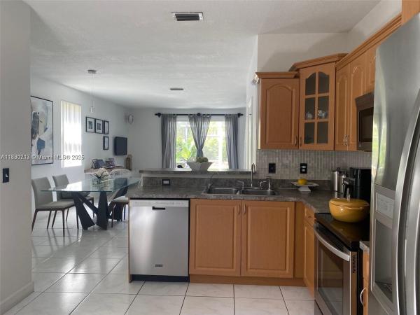 San Messina, 2074 Madeira D #2074, Weston, Florida 33327, image 1