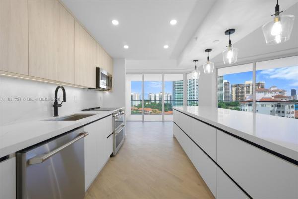 Aventura, Florida 33180, image 1