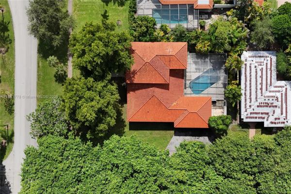 Coral Gables Residential, 2700 Granada Blvd, Coral Gables, Florida 33134, image 2