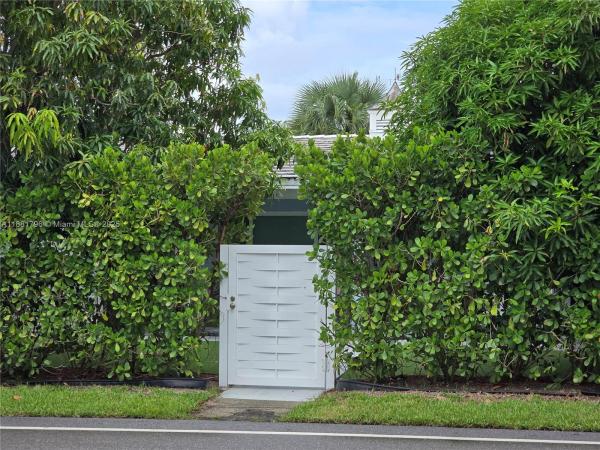 Palm Beach Shores Residential, 340 Bamboo Rd 1, Palm Beach Shores, Florida 33404, image 1