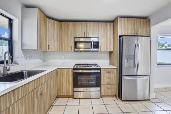 Collier Groves, 1721 SW 40th Ter, Fort Lauderdale, Florida 33317, image 1