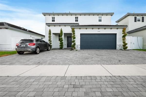 13535 SW 184th Ter, Miami, Florida 33177, image 1